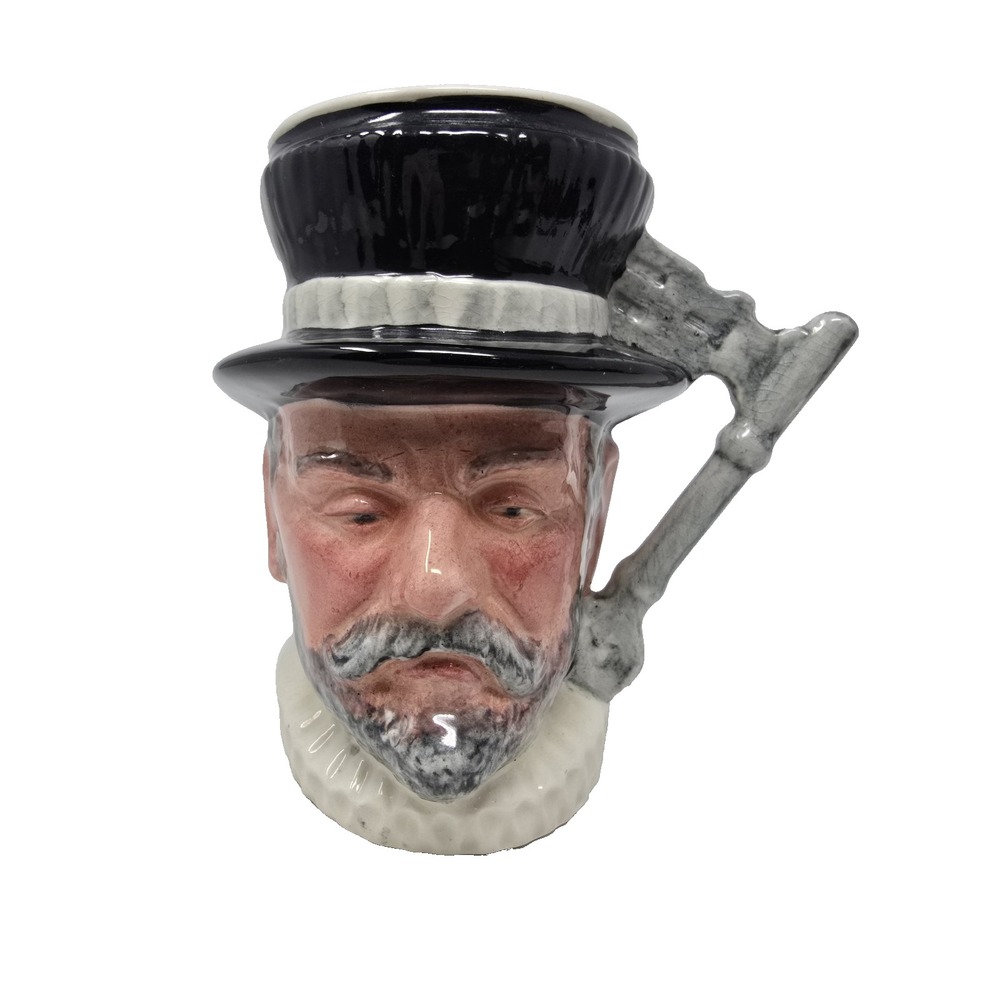 Yeoman of the Guard Toby Character Jug 5" Lancaster Sandland Handpainted Pottery